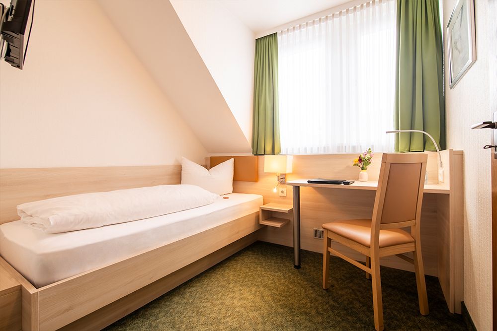 Standard Plus Zimmer Hotel Velbert – Bild 2